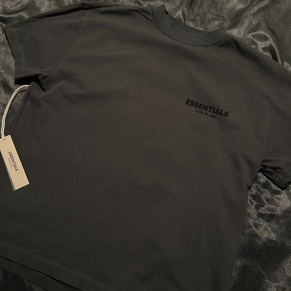 ESSENTIALS Oversized T-Shirt